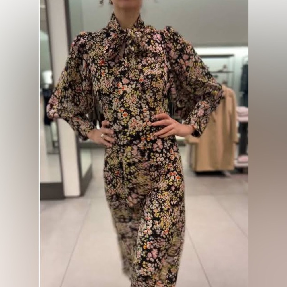 Zara NWT ZW Collection Black Floral High Neck w Tie Midi Dress Flowy Puff Arms M